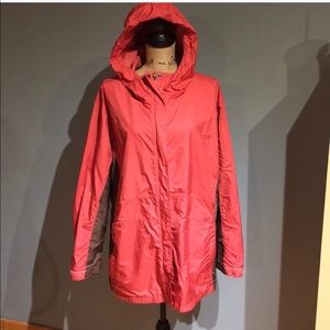 Women’s 2x Columbia windbreaker